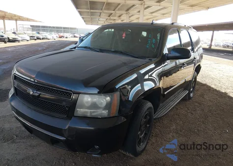 2008 Chevrolet Tahoe Lt z USA, uszkodzony, nr VIN 1GNFC13008R143693